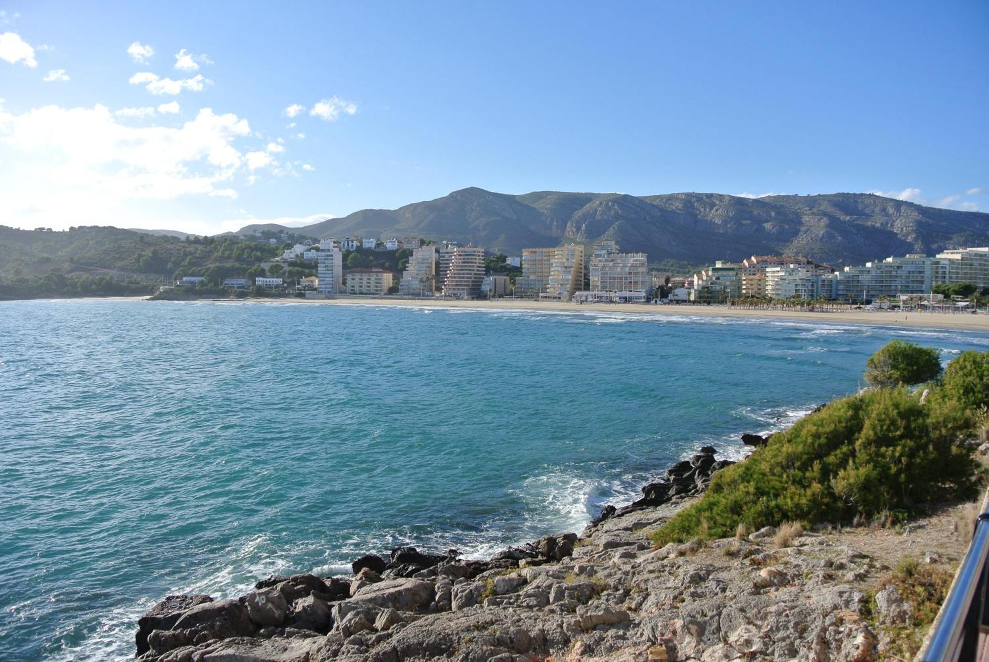 Apartamentos Danesp-Playa De Les Amplaries Marina Dor- Frontales Al Mar 奥罗佩萨德尔马 外观 照片