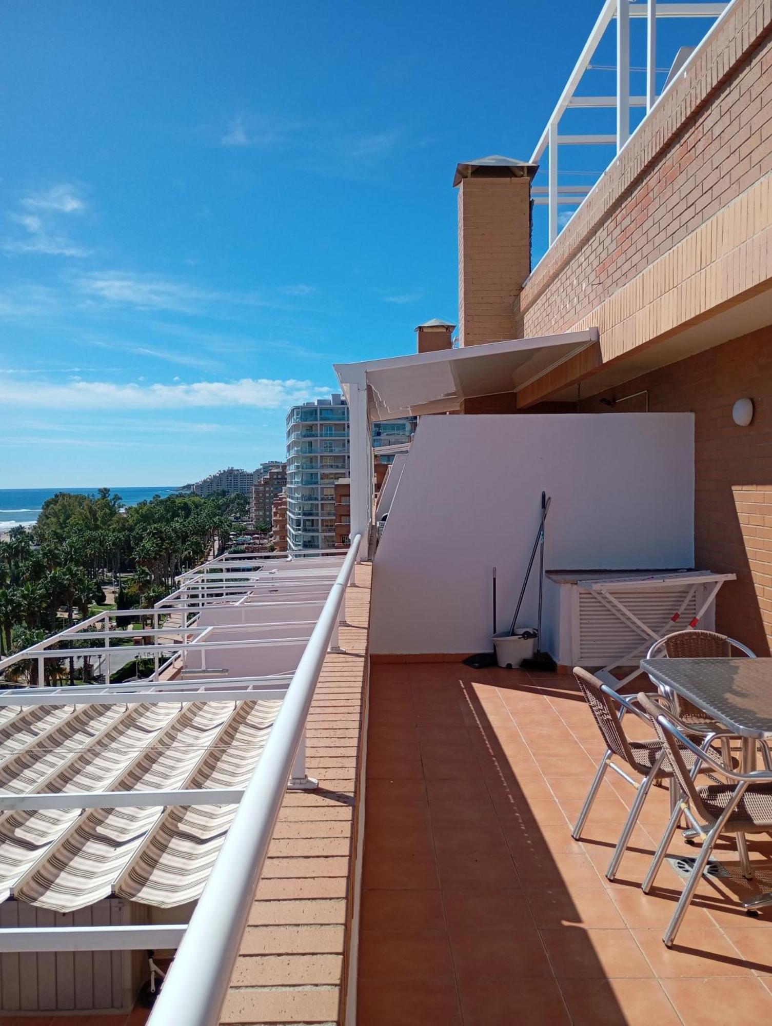 Apartamentos Danesp-Playa De Les Amplaries Marina Dor- Frontales Al Mar 奥罗佩萨德尔马 外观 照片