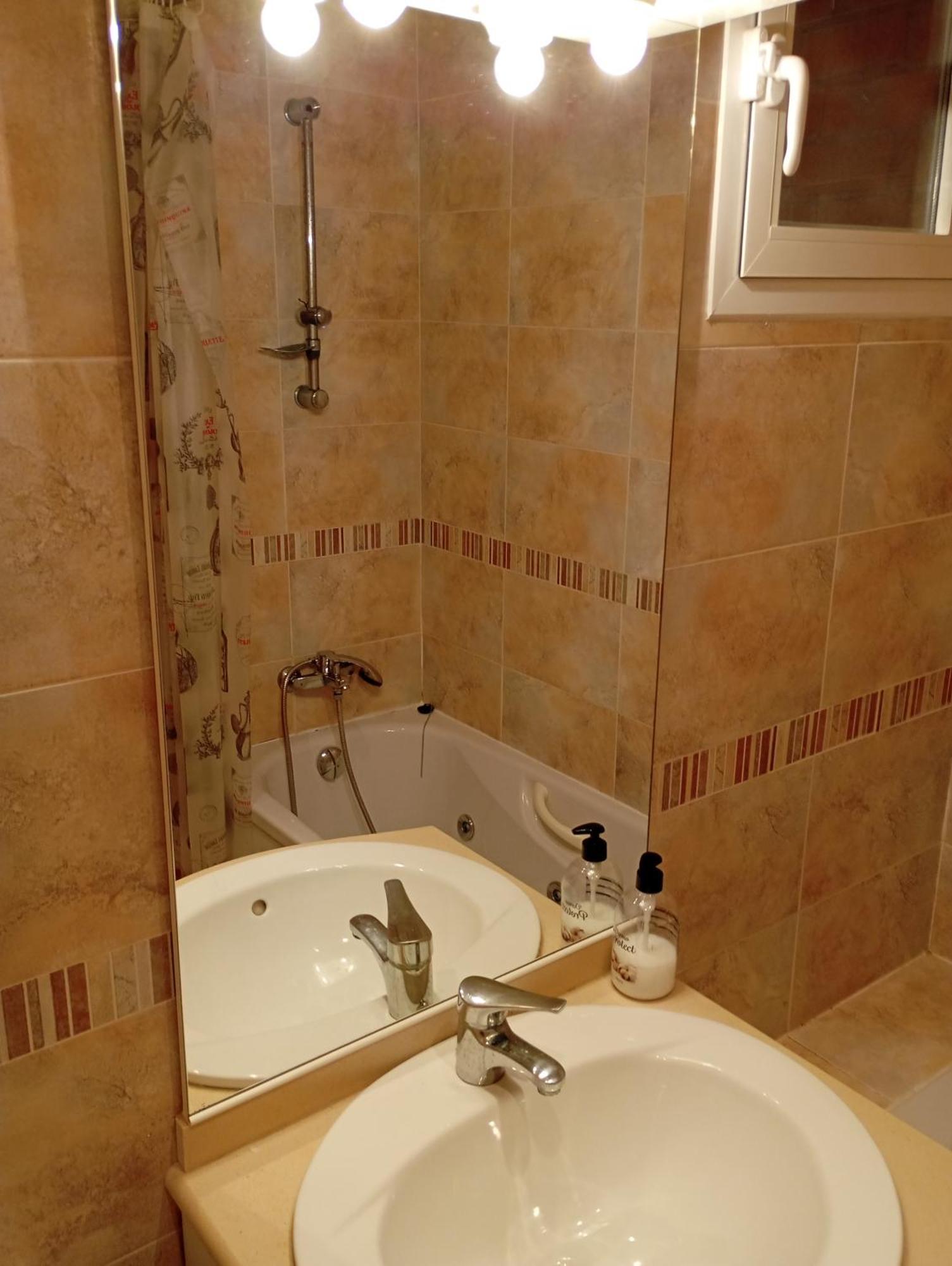 Apartamentos Danesp-Playa De Les Amplaries Marina Dor- Frontales Al Mar 奥罗佩萨德尔马 外观 照片